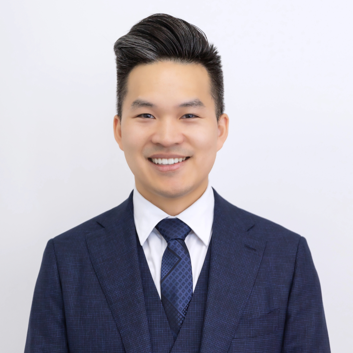Aaron C Wong